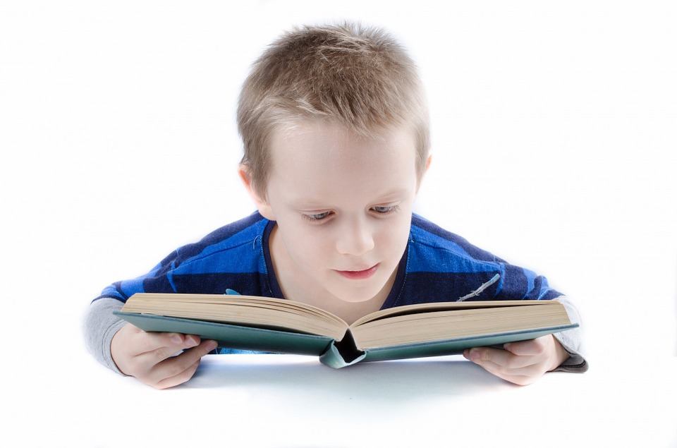 Develop reading habit which lasts for a lifetime in 8 steps